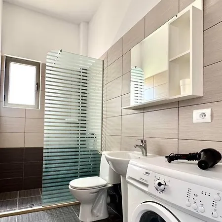 Deus Saranda Apartament