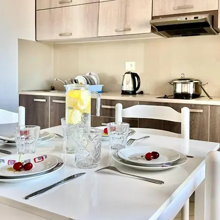 Apartament Deus Saranda Polisi i Vogel