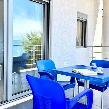 Deus Saranda Lägenhet *