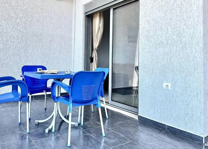 Deus Saranda Appartamento *